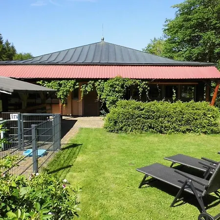 With 6 Bedrooms Feriehus