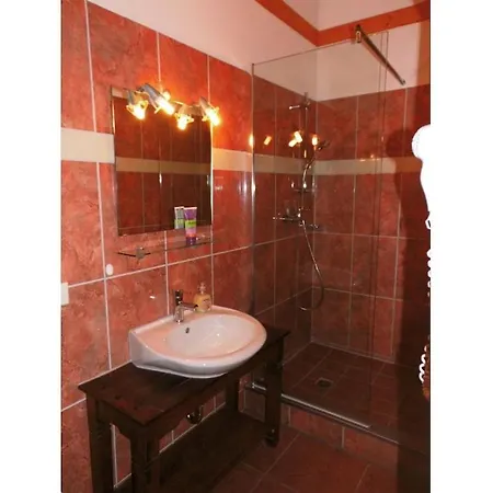 Prázdninový dům Holiday Home With 6 Bedrooms Wildemann