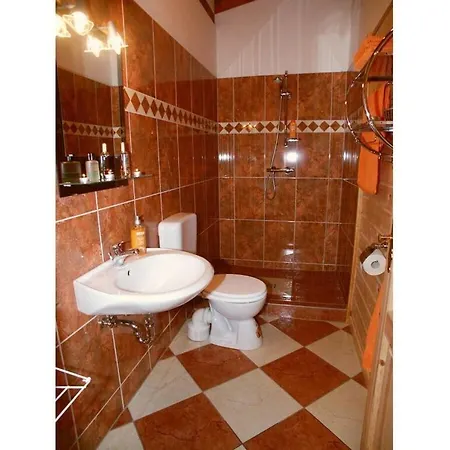 Casa vacanze With 6 Bedrooms Wildemann